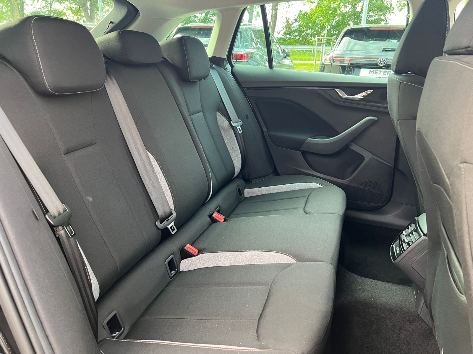 Fahrzeugabbildung SKODA Scala Selection 1.0 TSI DSG *AHK, LED, ACC, Kame