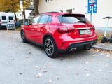 Mercedes-Benz GLA 220 d 4MATIC DCT - AMG  - rote Mercedes-Benz GLA 220