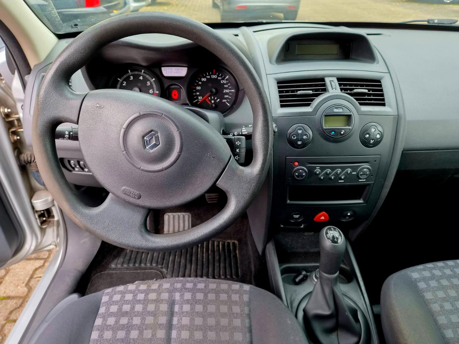 Renault Megane 2008 — photo 7