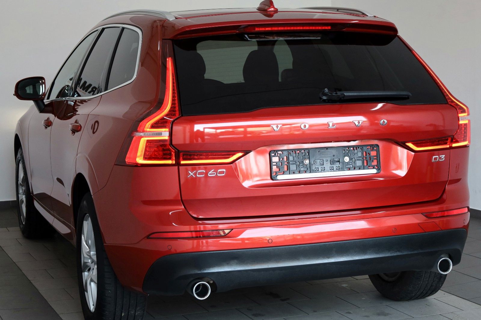 Fahrzeugabbildung Volvo XC60 Momentum Pro,Leder,Navi,Kamera,HUD,ACC,Pano