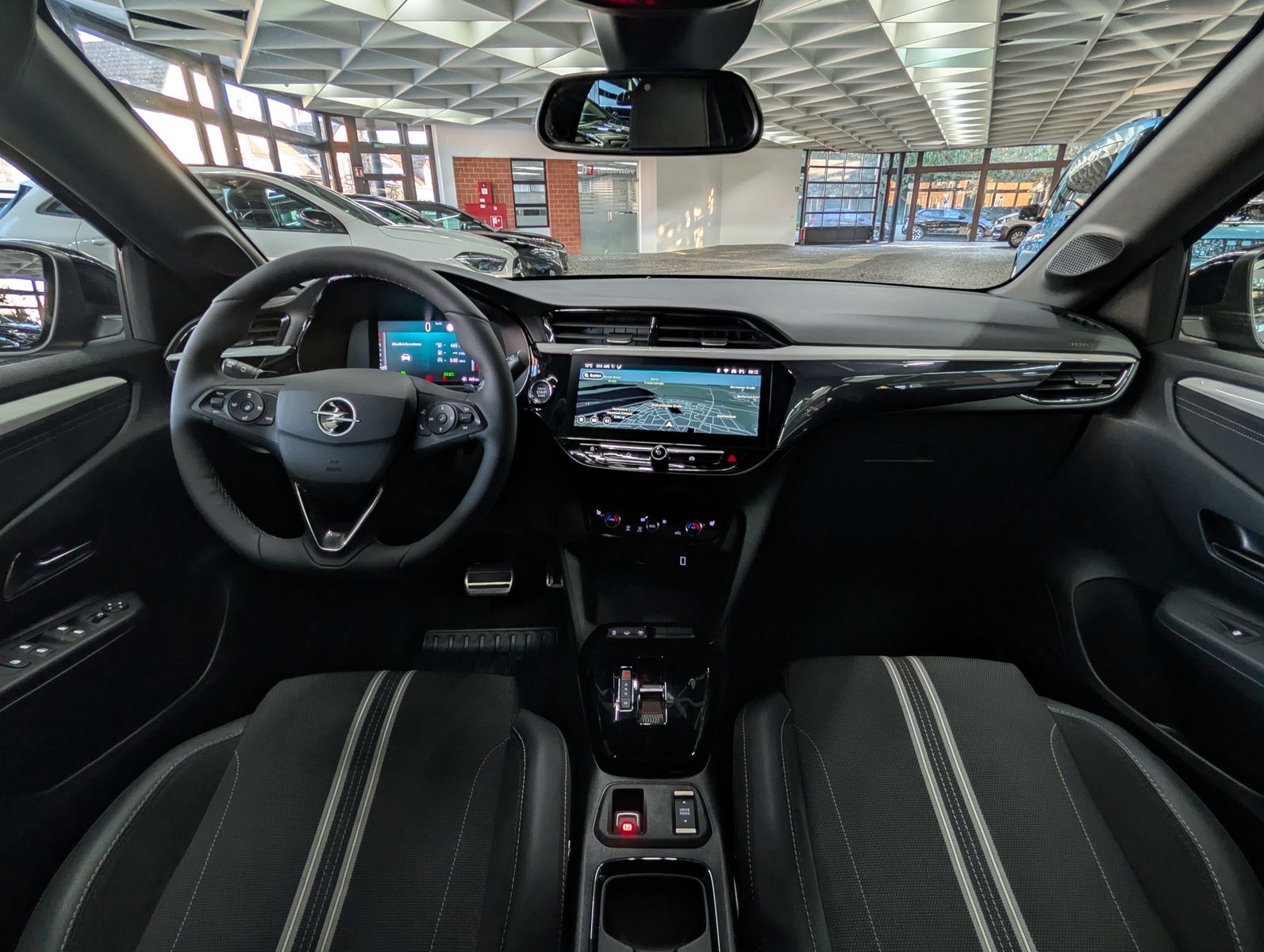 Fahrzeugabbildung Opel Corsa F 1.2T GS TECH LED KAM SHZ VIRT APP BHL LM