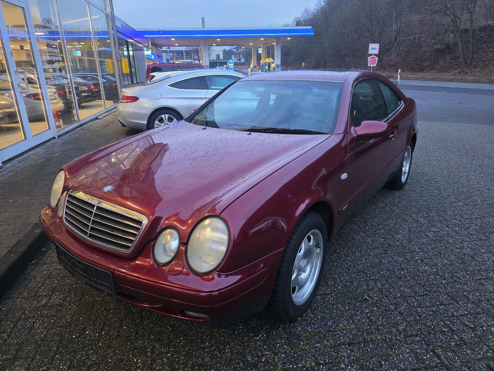 Mercedes-Benz CLK 200