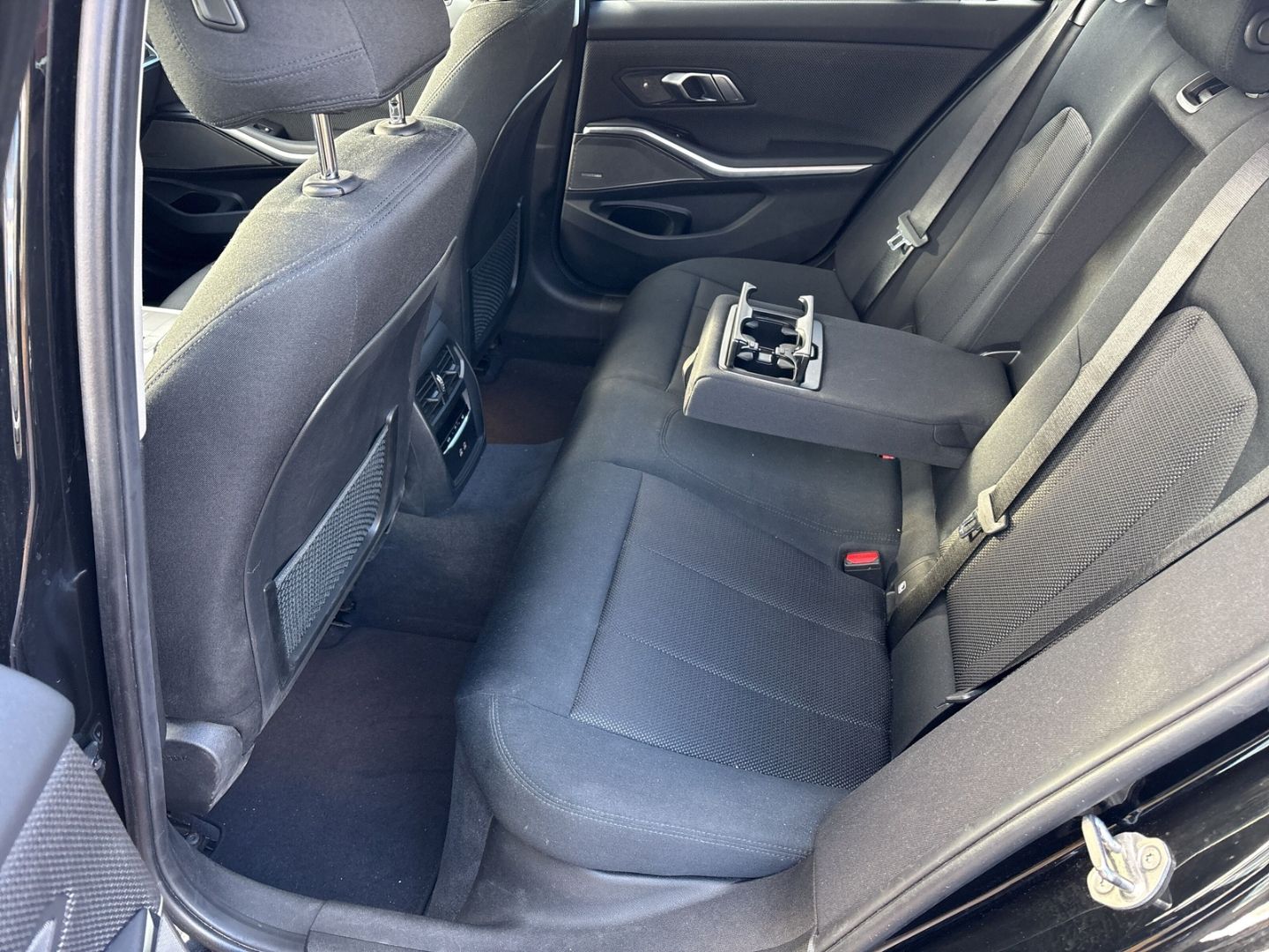 BMW 320 e Touring AHK+DAB+HarmanKardon+LED+ foto 12