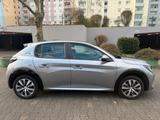 Peugeot e-208 Active - Peugeot e-208 von privat