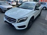 Mercedes-Benz GLA 200 AMG Line Autom.*NAVI*Kamera*Bi-XENON*ALU - Mercedes-Benz GLA 200 in Nürnberg