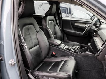 Volvo XC40 - 6