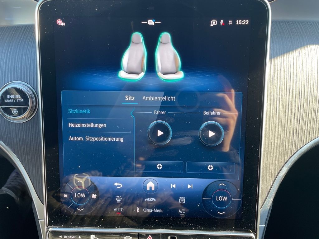 Fahrzeugabbildung Mercedes-Benz GLC 220 d 4MATIC +AMG+SOUND+PARK-PAKET+MEMORY+WI