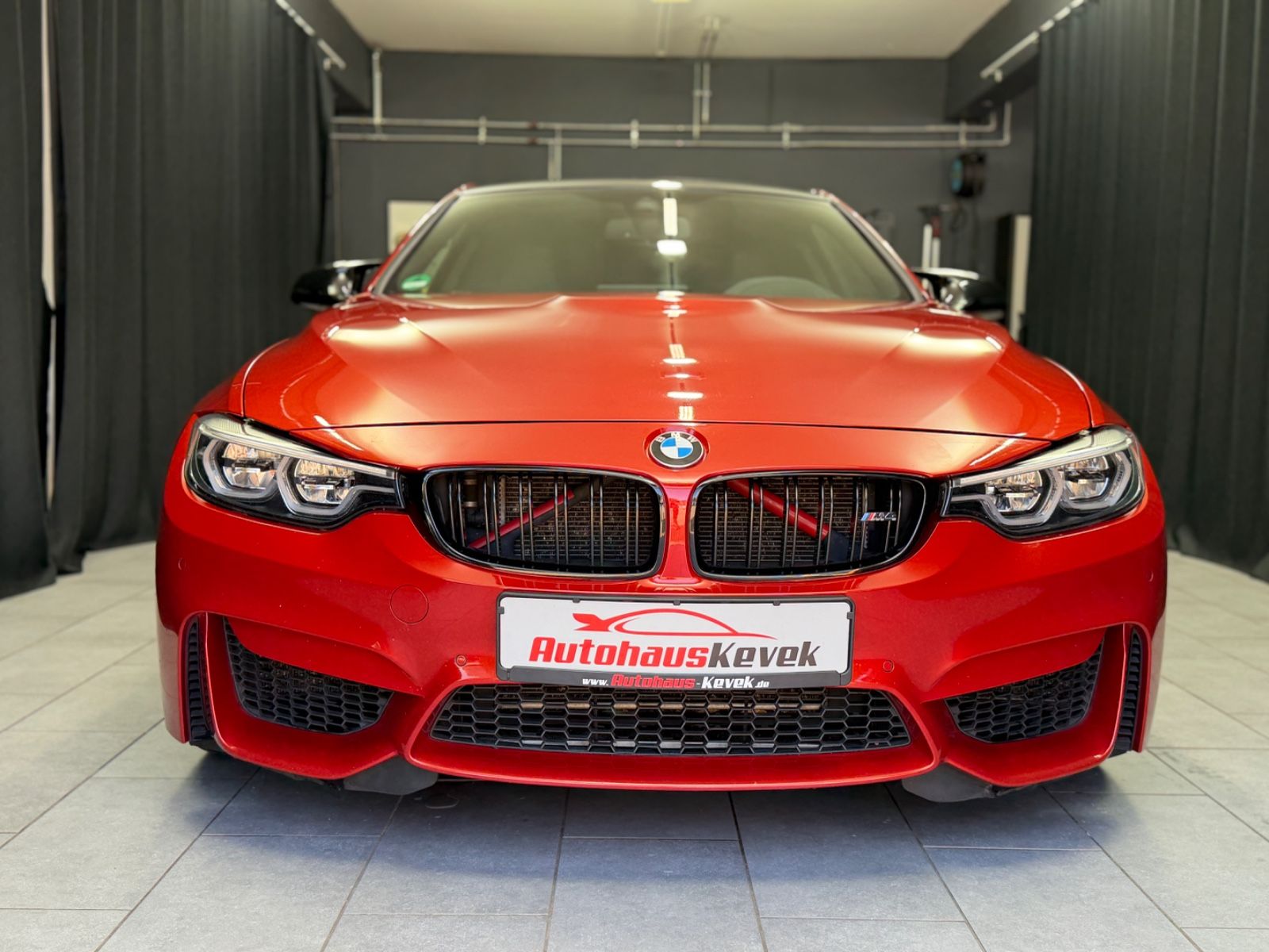 Fahrzeugabbildung BMW M4 Competition Coupe |NGM|LCI|H/K|DE-FZG