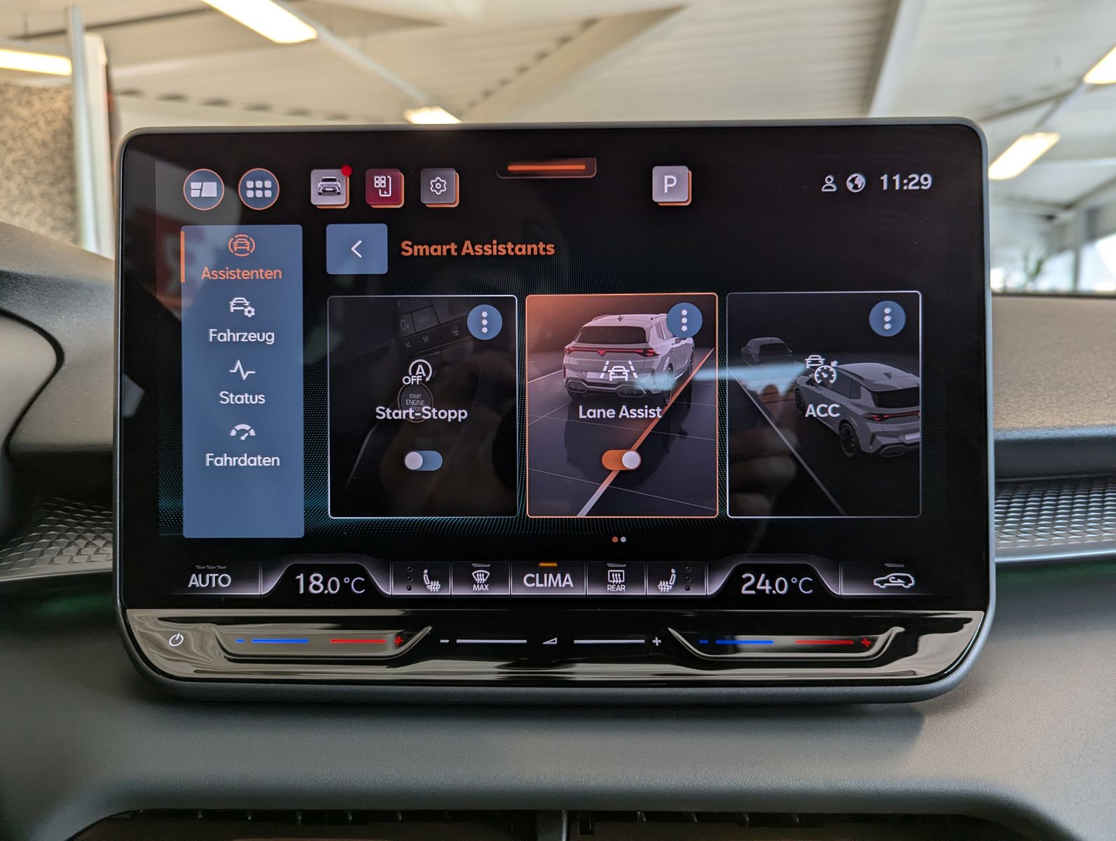 CUPRA Terramar 1.5 eTSI Sennheiser Edge-Paket HUD 19" - Image 29