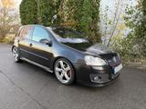 Volkswagen Golf 2.0 T-FSI DSG Pirelli GTI Pirelli - Volkswagen Golf GTI pirelli mit Benzin-Antrieb