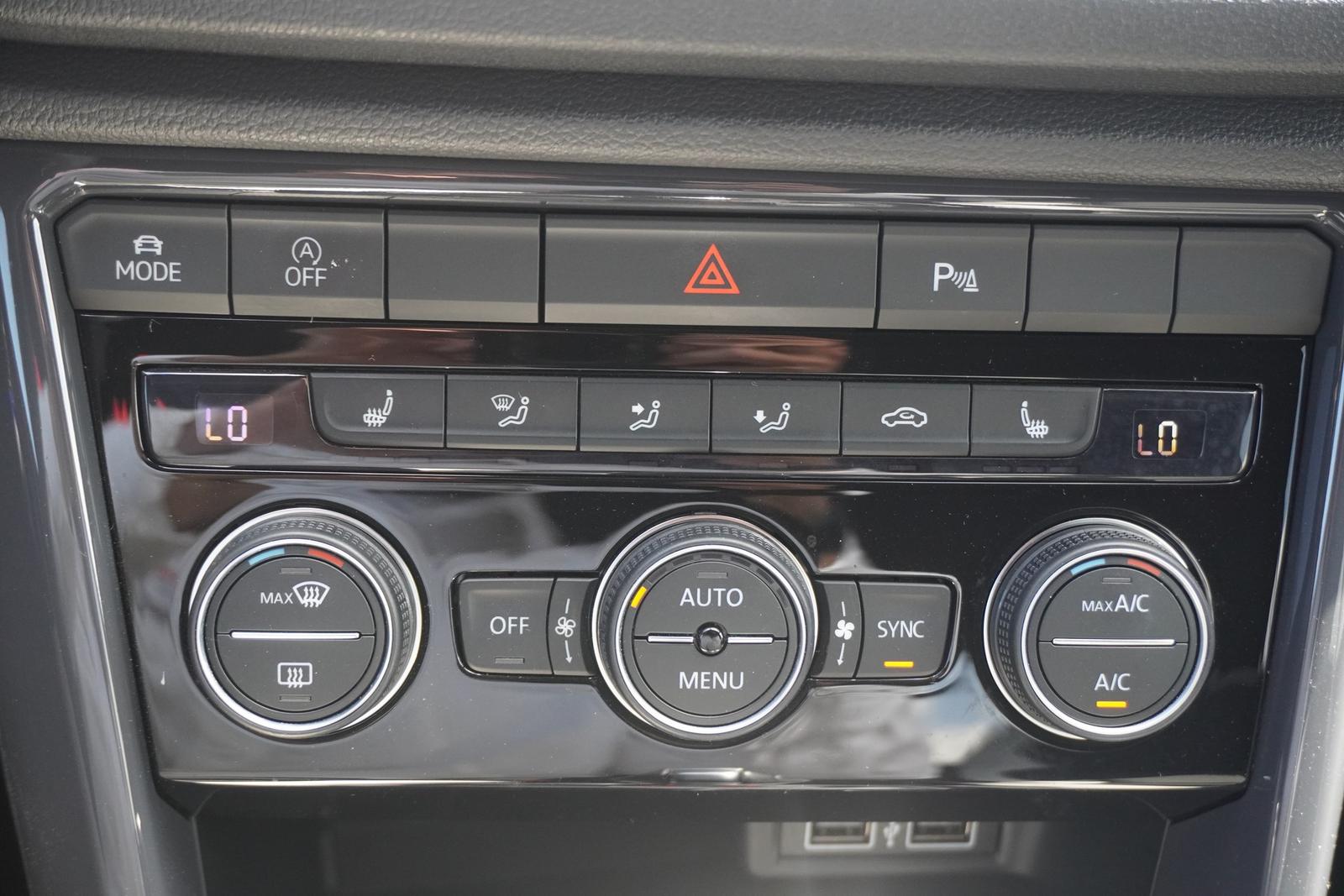 Volkswagen T-Roc 1.5 TSI DSG Sport LED Navi Virtual Cockpit