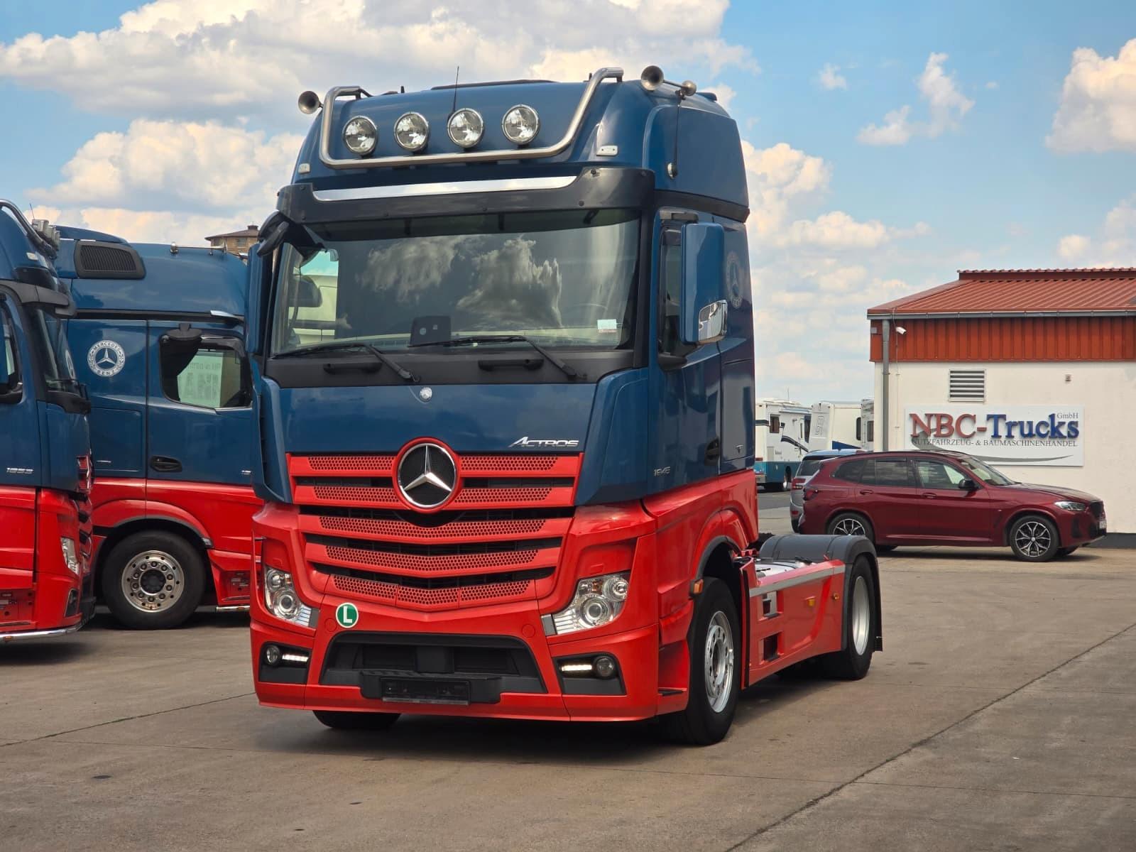 Mercedes-Benz ACTROS 1845 * ACC * RETARDER * 2X TANK *