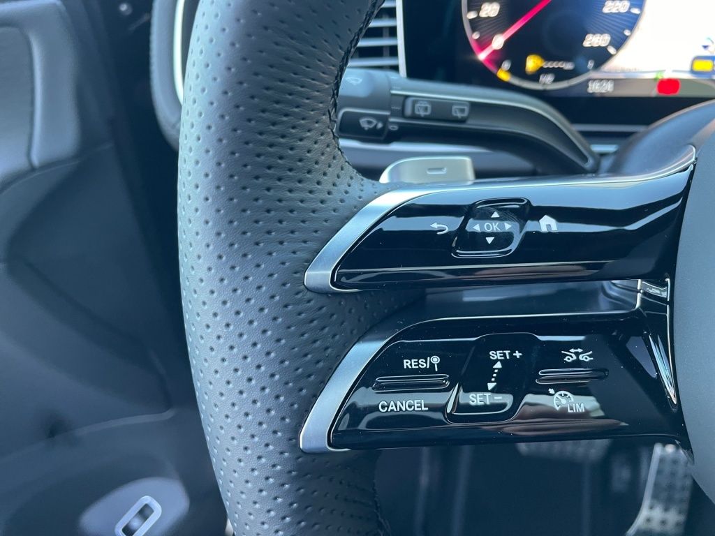 Fahrzeugabbildung Mercedes-Benz GLE 350de ++EDITION-AMG+AHK+NIGHT+22''ZOLL+PANO+