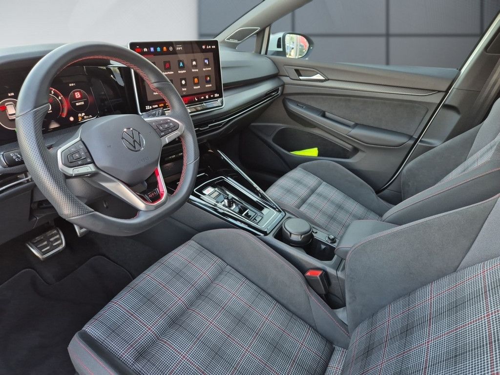 Golf VIII 2.0 TSI GTI *DSG*MATRIX*AHK*PANO*HEAD 