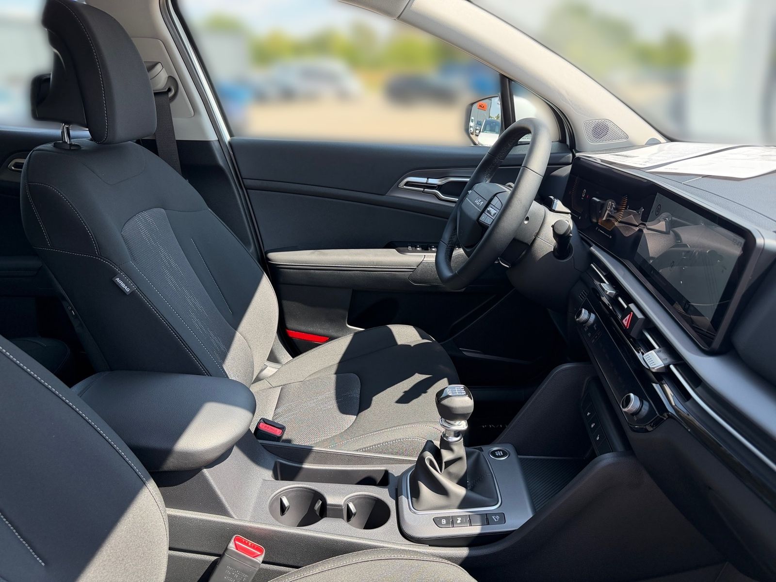 Fahrzeugabbildung Kia SPORTAGE 1.6T 2WD Vision KOM Facelift
