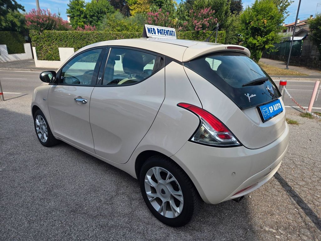 Image of Lancia Ypsilon