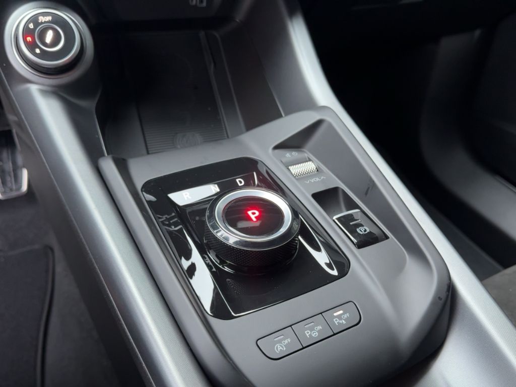 Fahrzeugabbildung Alfa Romeo Tonale Intensa Diesel MY25 INTENSA