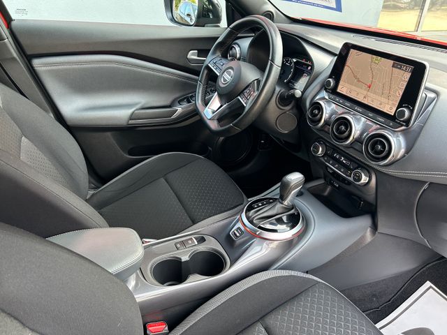 Fahrzeugabbildung Nissan Juke N-Connecta Automatik+CarPlay+Kamera+BT+LED