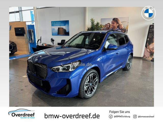 BMW iX1 xDrive30 M Sportpaket Head-Up AHK Sportsitze