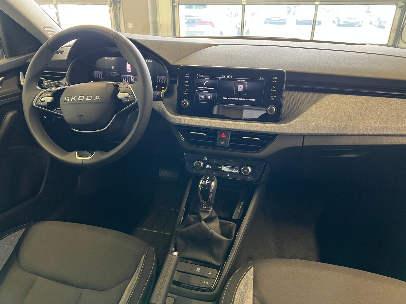 Fahrzeugabbildung SKODA Kamiq Selection 1.0 TSI DSG *AHK, LED, Komfortpa
