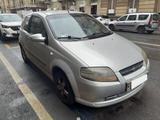 Chevrolet Kalos 3 porte SE Sport - graue Chevrolet Kalos