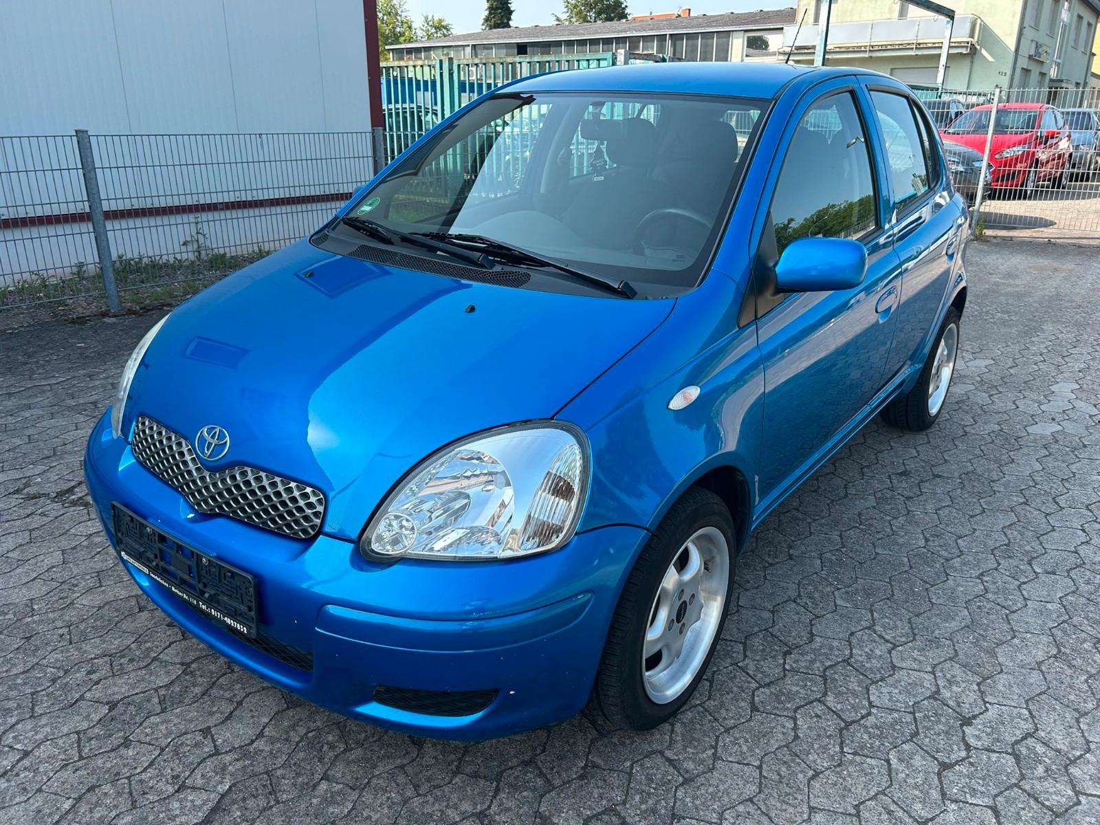 Toyota Yaris 1.0 Sol 8-fach Bereifung