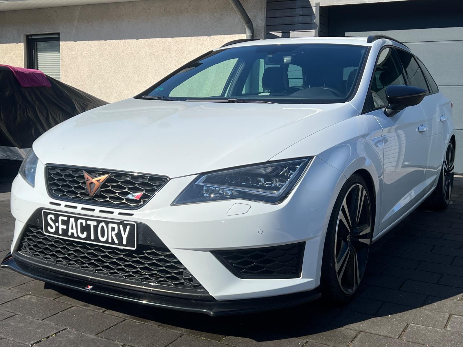 Seat Leon ST Cupra 290 PANO LED LEDER NAVI KLIMA PDC