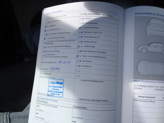 Fahrzeugabbildung Volkswagen Touran Cup/2.Hd/Xenon/StH/Pano/AHK