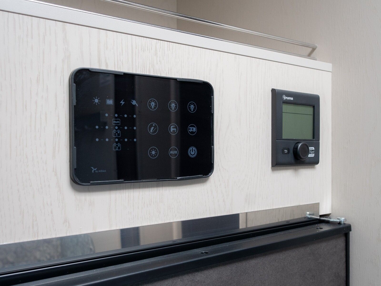 Fahrzeugabbildung Rimor Seal 95 Plus AKTION *Lithium*Hubbett*gr.Kühls.*