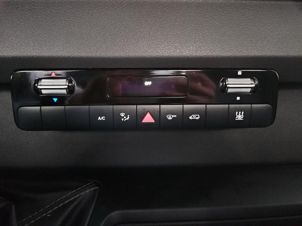 Fahrzeugabbildung Mercedes-Benz Sprinter 316 DOKA Pritsche 6 Sitze 2,8t AHK STHZ
