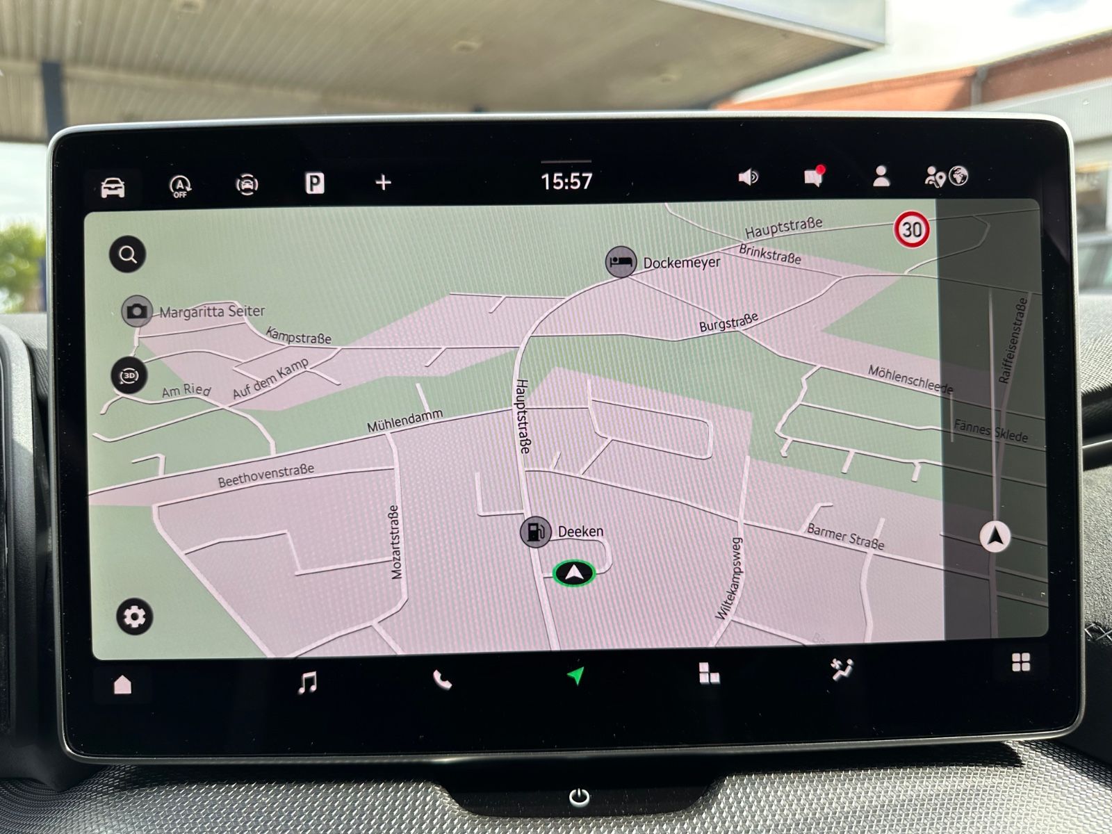 Fahrzeugabbildung SKODA Kodiaq 2.0 TDI 4x4 Sportline Matrix/AHK/Pano/7