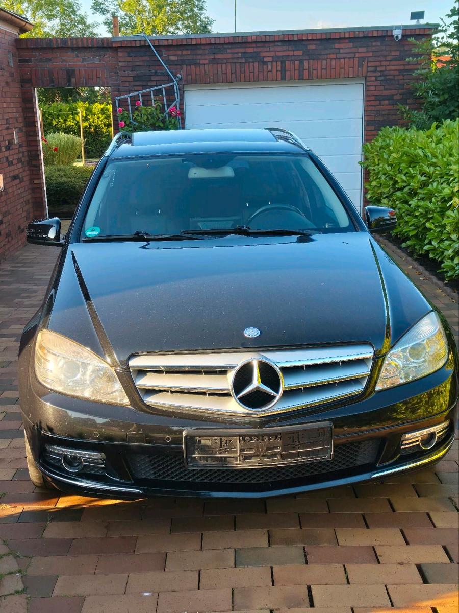 Mercedes-Benz C200 2010 — двигун 136 HP (100kW)