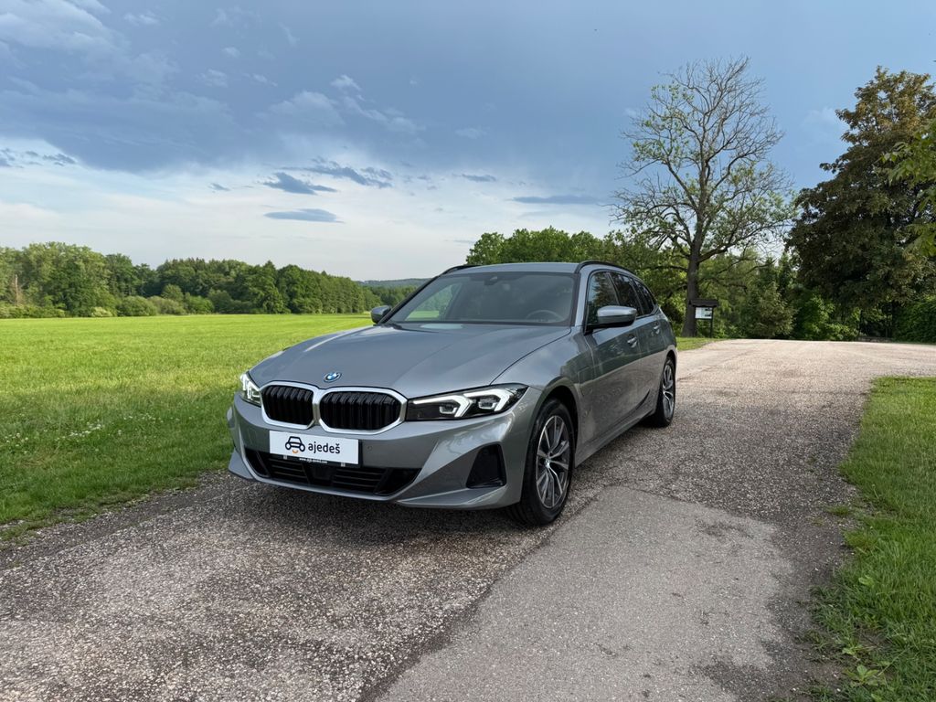 BMW 330e Touring AUTOMATIC/215 kW/VAT-netto/NEW/18km