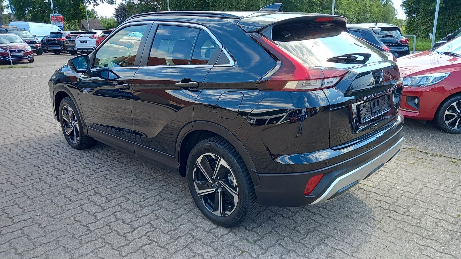Mitsubishi Eclipse Cross PHEV Intro 4WD imagem 2