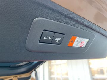 Toyota Land Cruiser 2.8D AWD Lounge *HUD*JBL*PANO*LEDER