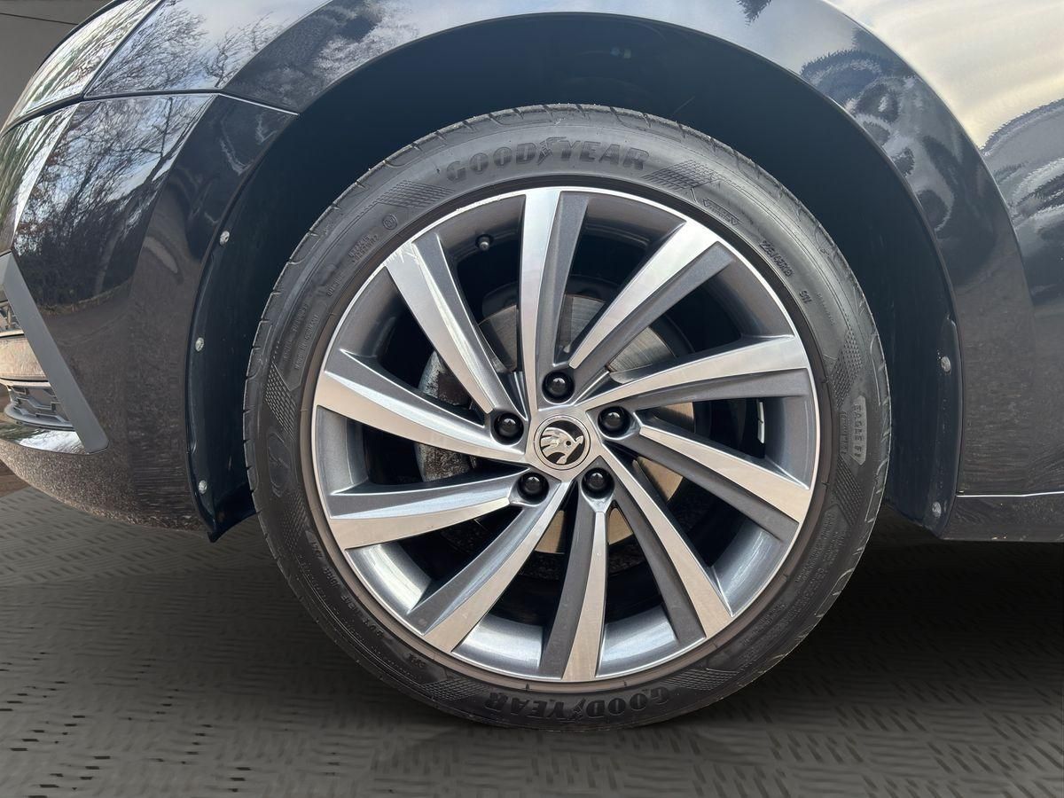 Octavia Style 1.5 TSI  e-TEC DSG RFK HUD ACC