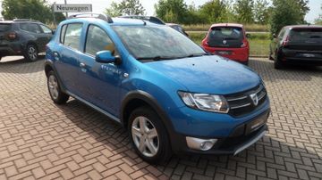 Dacia Sandero Stepway Prestige TCe 90 PS mit Navi Allw