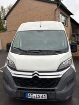 Citroën Jumper - Citroën Jumper aus 2016 mit Diesel-Antrieb: Kleinbus