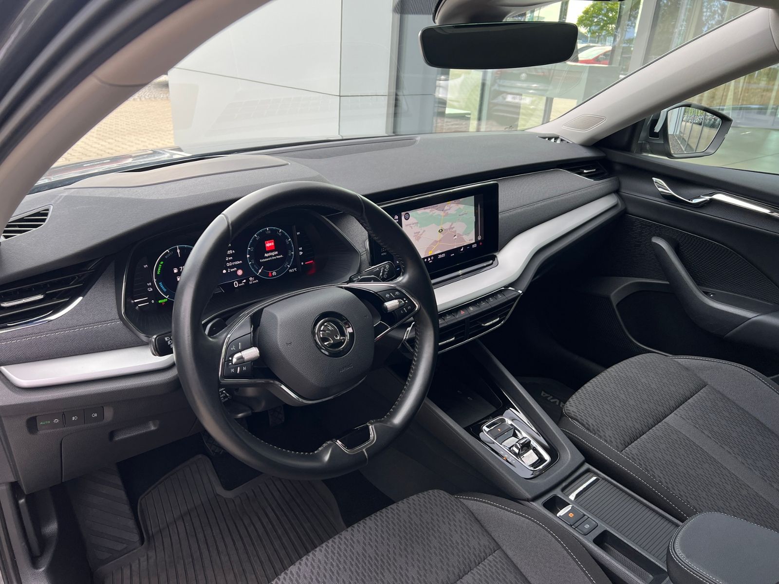 Fahrzeugabbildung SKODA Octavia III Combi iV Style 1.4 Hybrid DSG *LED,