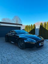 Aston Martin V8 Vantage, 1. Hand - Aston Martin V8 Vantage von privat
