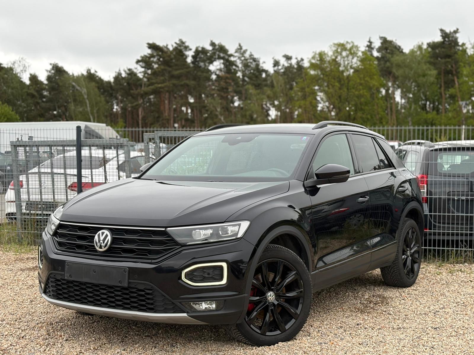 Volkswagen 1.5 TSI DSG Sport /Kamera/Anbiente/Virtuel/Xenon