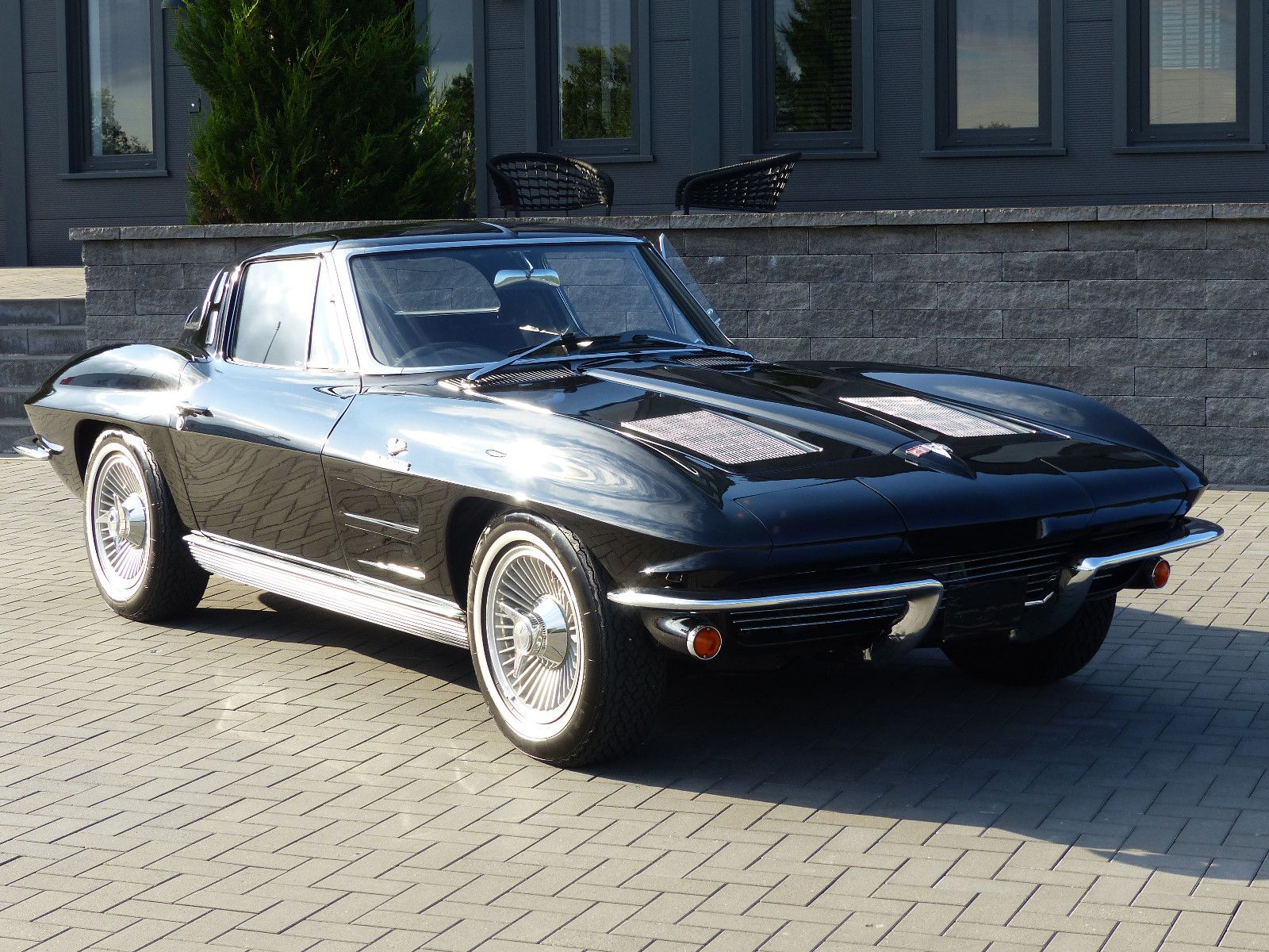 Fahrzeugabbildung Corvette Stingray Splitwindow orig.Fuel Injection