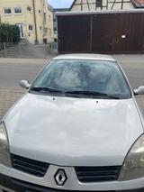 Renault Clio Authentique 1.2 Authentique - Renault Clio aus 2004: Authentique
