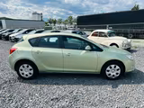 Opel Astra J Lim 1.6 . Edition Automatik*PDC - Opel Gebrauchtwagen von 2010