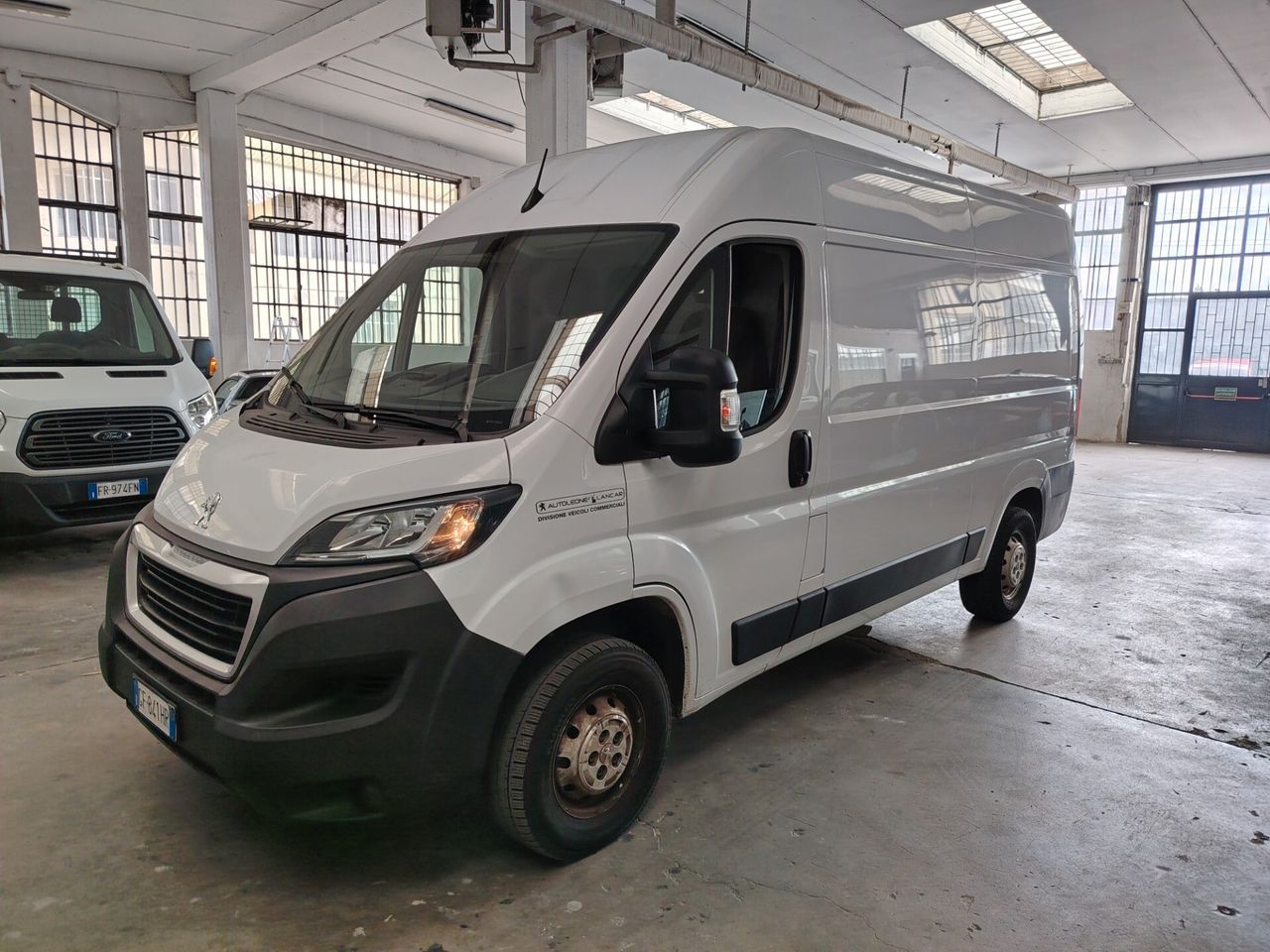 Peugeot Boxer - 1