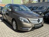 Mercedes-Benz B 220 CDI / d Aut. Xenon KAMERA NAVI 1.HAND - gebrauchte Mercedes-Benz B 220 aus dem Jahr 2014