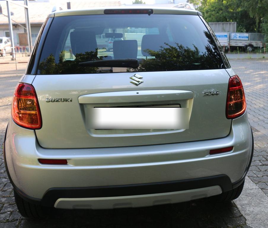 Suzuki SX4