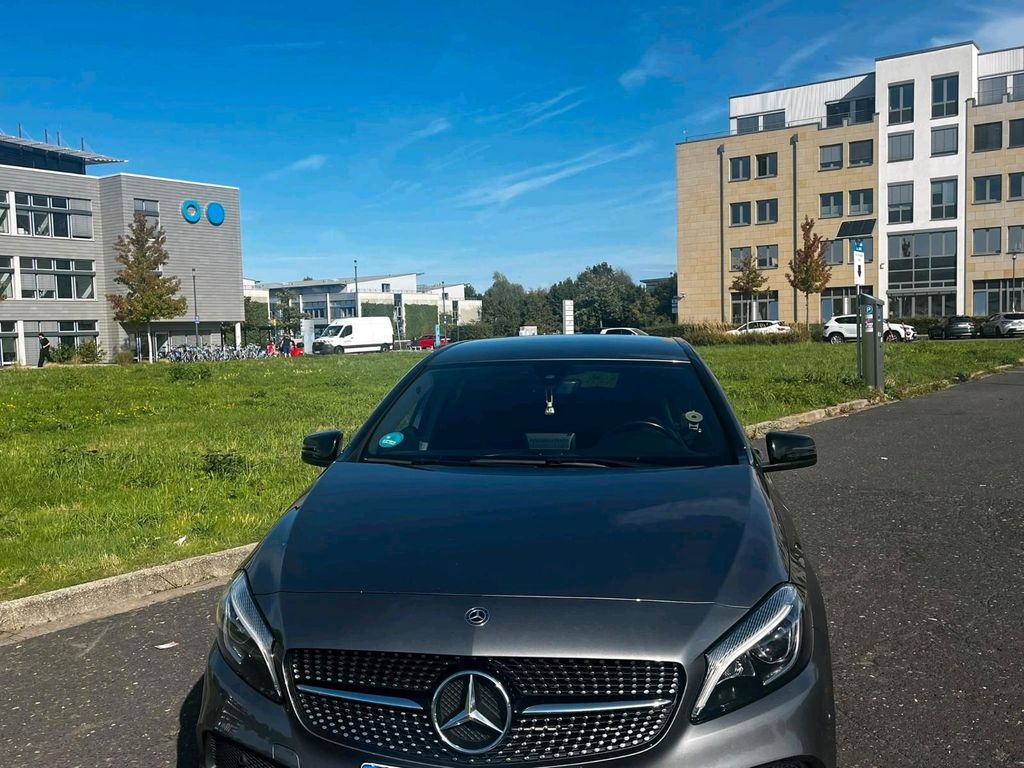 Image of Mercedes-Benz A 220
