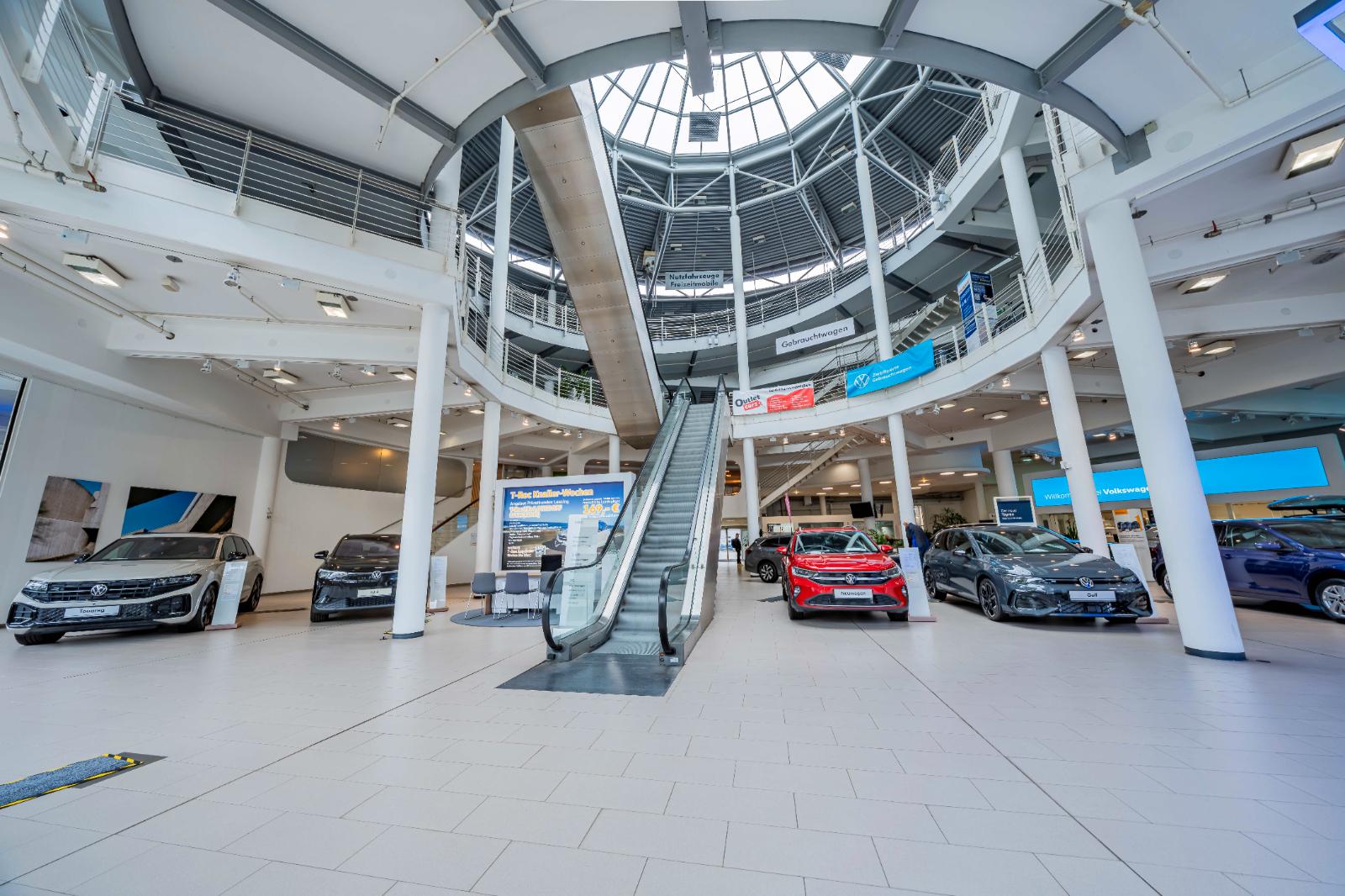 showroom-image-main