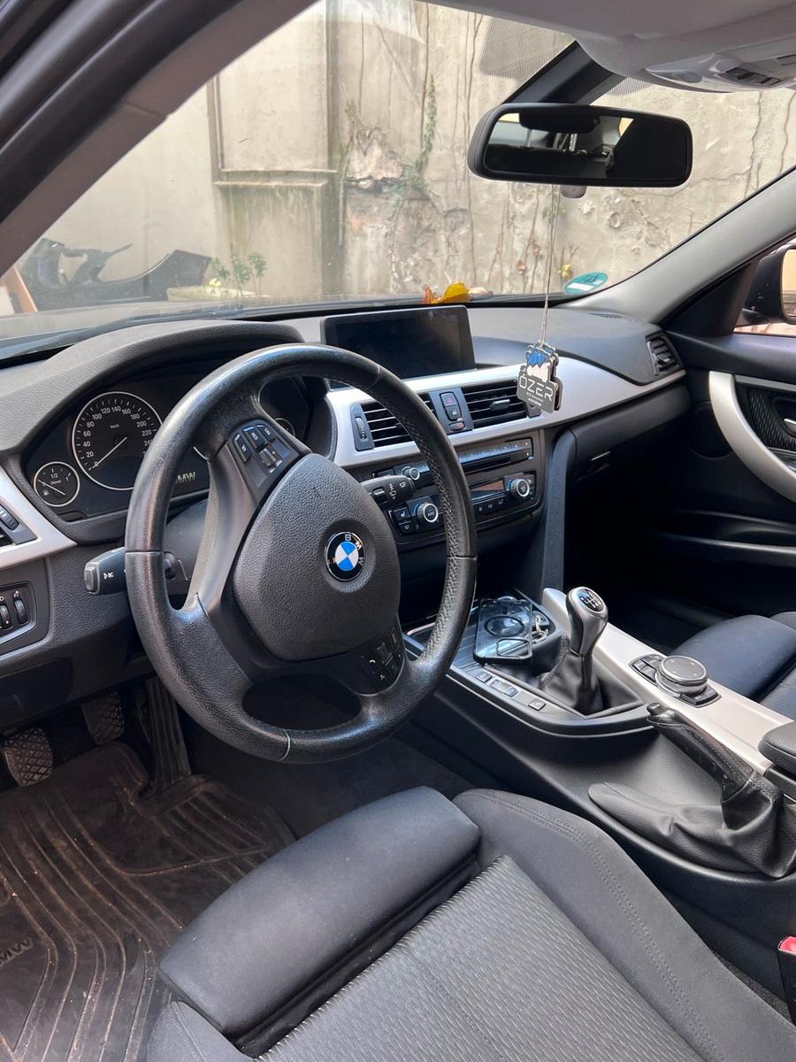BMW 318 2014 — photo 8